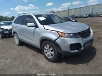  Salvage Kia Sorento