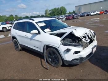  Salvage Jeep Cherokee