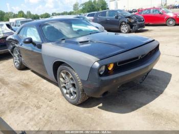  Salvage Dodge Challenger