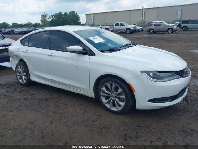  Salvage Chrysler 200