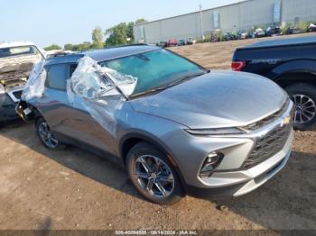  Salvage Chevrolet Blazer