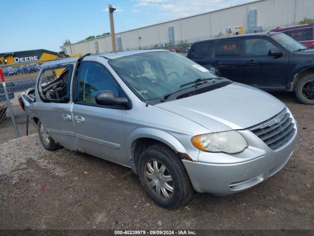  Salvage Chrysler Town & Country