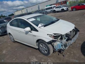  Salvage Toyota Prius