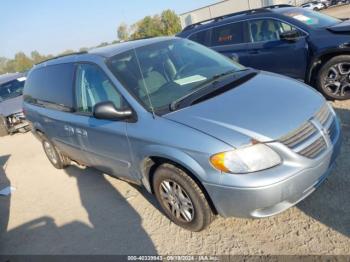  Salvage Dodge Grand Caravan