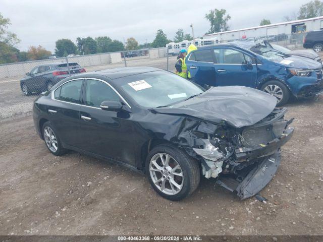  Salvage Nissan Maxima