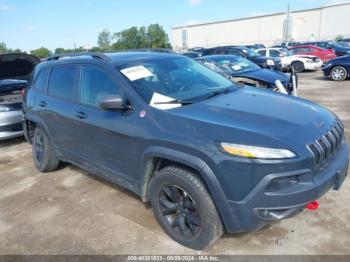  Salvage Jeep Cherokee