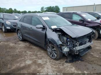  Salvage Kia Niro