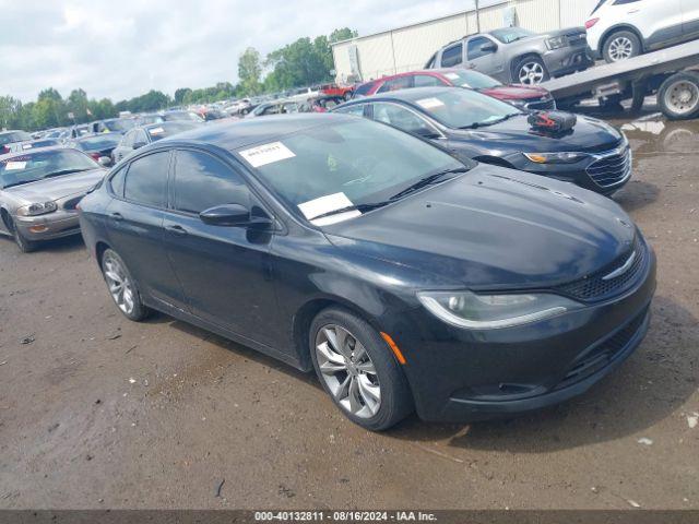  Salvage Chrysler 200