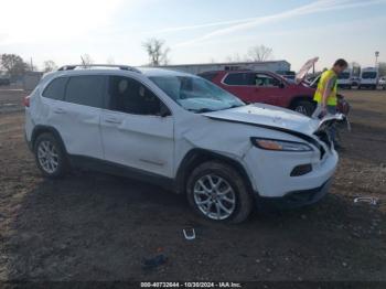  Salvage Jeep Cherokee