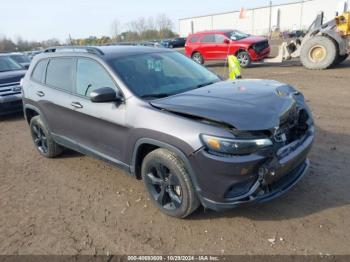  Salvage Jeep Cherokee