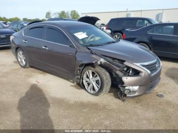  Salvage Nissan Altima