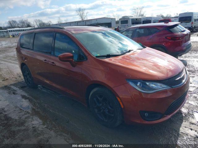  Salvage Chrysler Pacifica