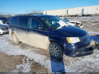  Salvage Chrysler Town & Country