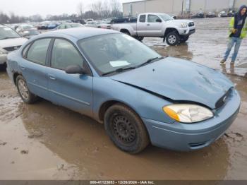  Salvage Ford Taurus