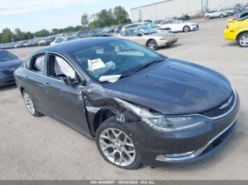  Salvage Chrysler 200