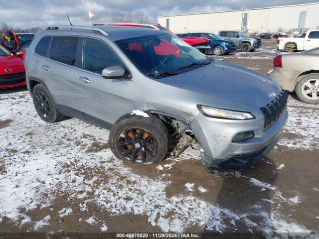  Salvage Jeep Cherokee