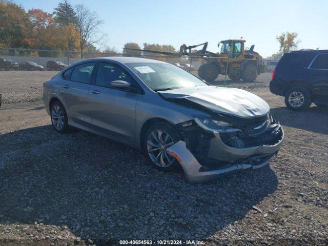  Salvage Chrysler 200