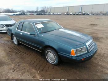  Salvage Ford Thunderbird