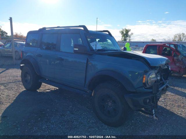  Salvage Ford Bronco