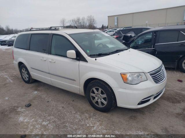  Salvage Chrysler Town & Country