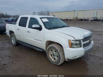  Salvage Chevrolet Avalanche 1500