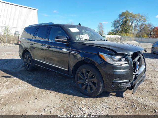  Salvage Lincoln Navigator