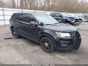  Salvage Ford Utility Police Intercepto