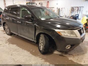  Salvage Nissan Pathfinder