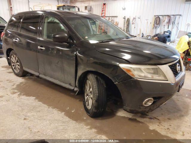  Salvage Nissan Pathfinder