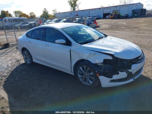  Salvage Chrysler 200