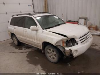  Salvage Toyota Highlander