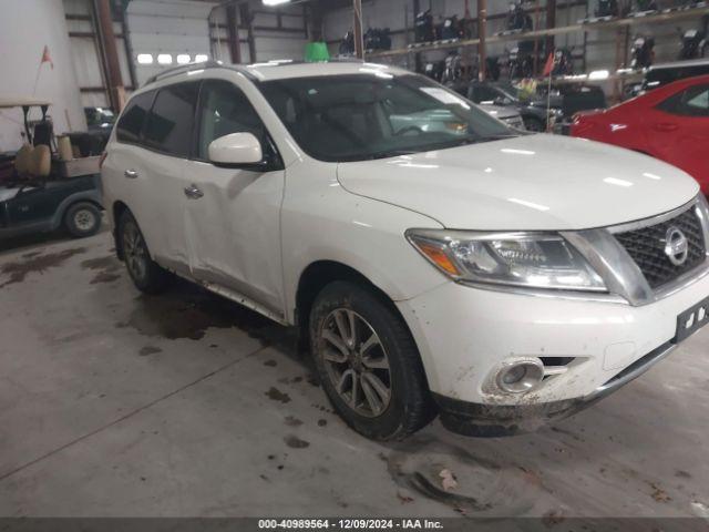  Salvage Nissan Pathfinder