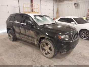  Salvage Jeep Grand Cherokee