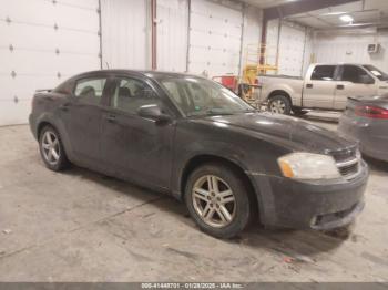  Salvage Dodge Avenger