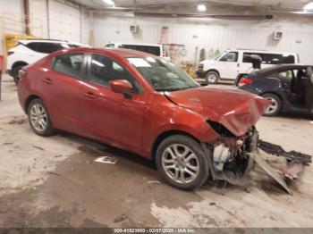  Salvage Toyota Yaris