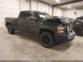  Salvage Chevrolet Silverado 1500