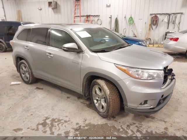  Salvage Toyota Highlander