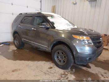  Salvage Ford Explorer