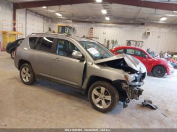 Salvage Jeep Compass