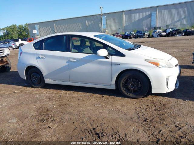  Salvage Toyota Prius