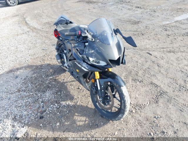  Salvage Yamaha Yzfr3