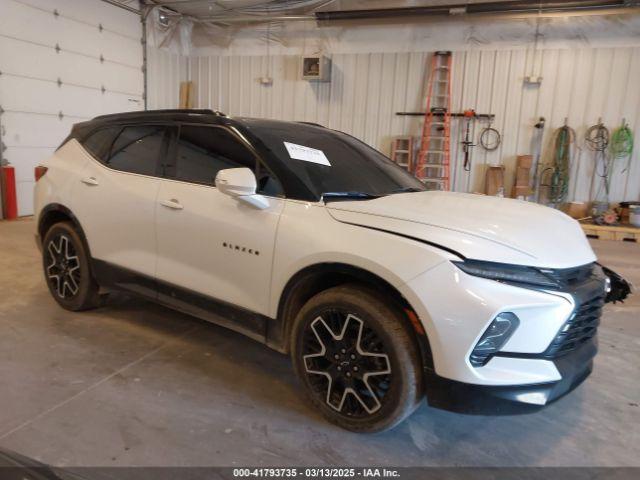  Salvage Chevrolet Blazer