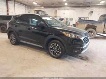  Salvage Hyundai TUCSON