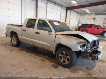  Salvage Dodge Dakota
