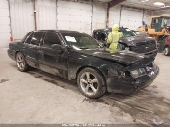  Salvage Ford Crown Victoria