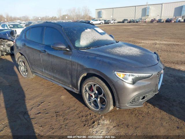  Salvage Alfa Romeo Stelvio