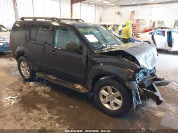  Salvage Nissan Pathfinder