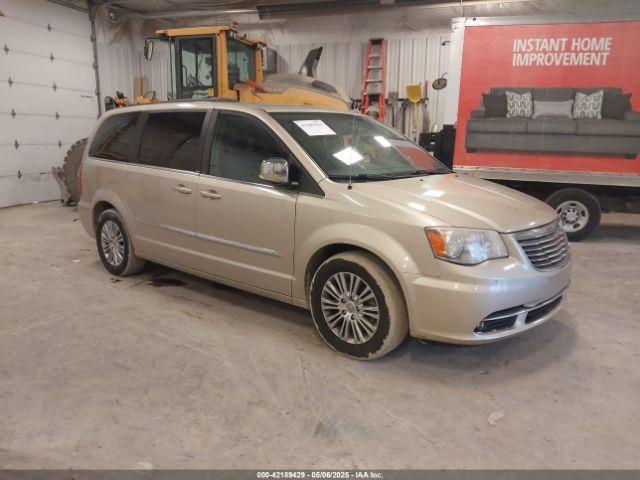  Salvage Chrysler Town & Country