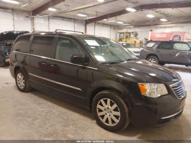  Salvage Chrysler Town & Country