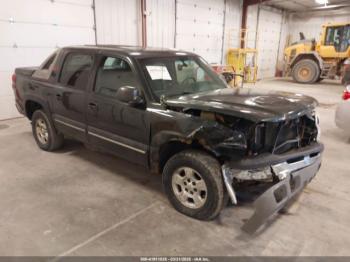 Salvage Chevrolet Avalanche 1500